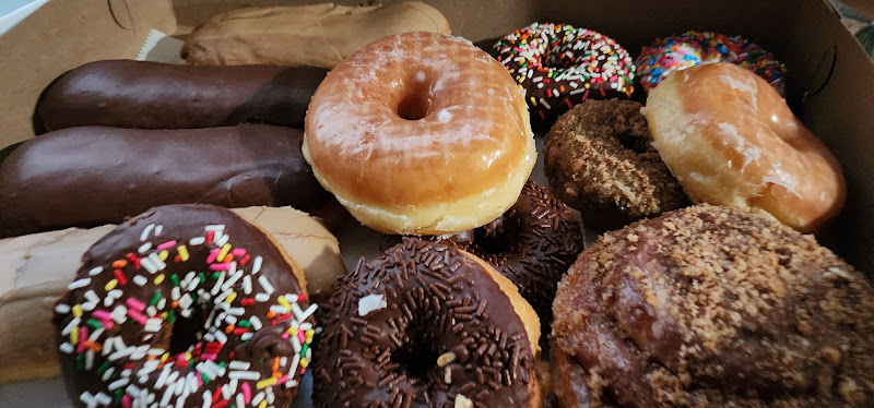 J & J Donuts storefront