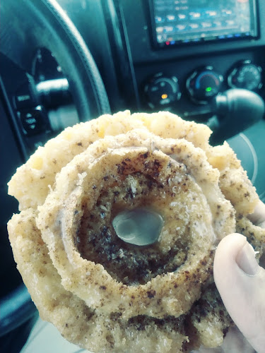 Hebron Donuts storefront