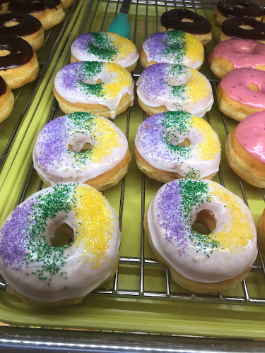 Cyclo Donuts storefront