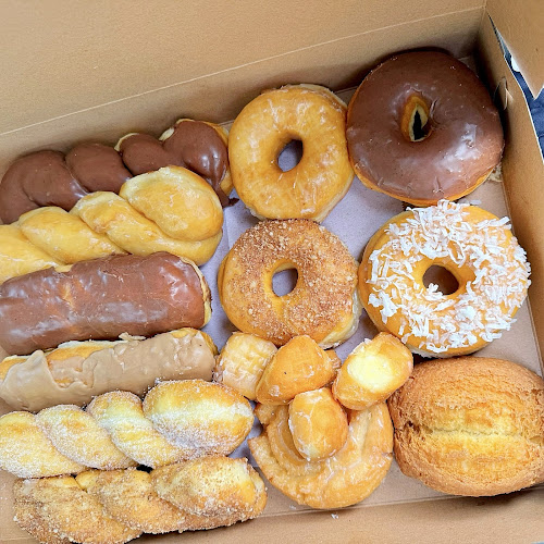 Superior Donuts storefront