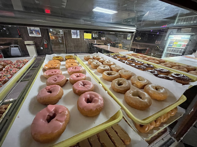 Dude's House of Donuts storefront