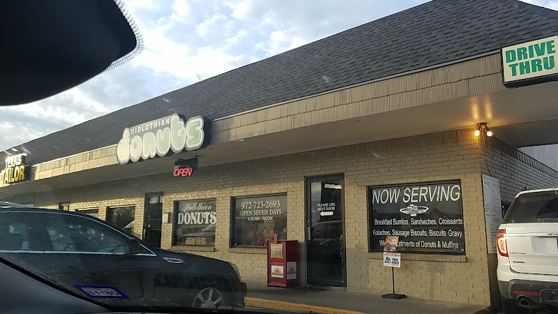 Midlothian Donuts storefront