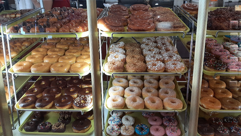 Master's Donuts of Oxnard storefront