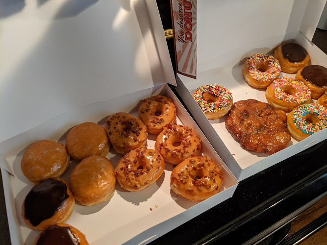 Lickin Good Donuts storefront