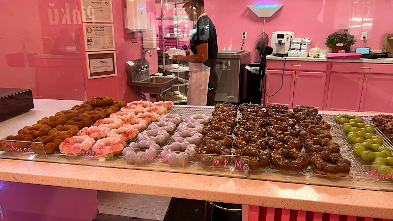 Pinku Mochi Donut Cafe storefront