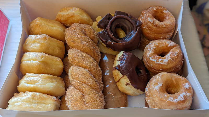 Sweet Glaze Donuts storefront