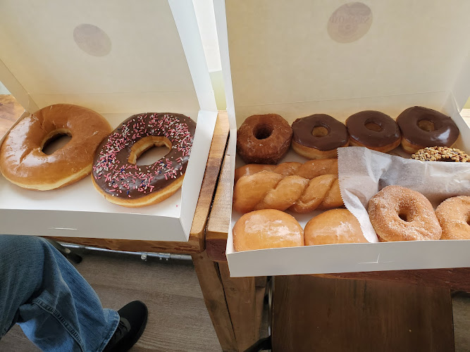 Texas Donuts storefront