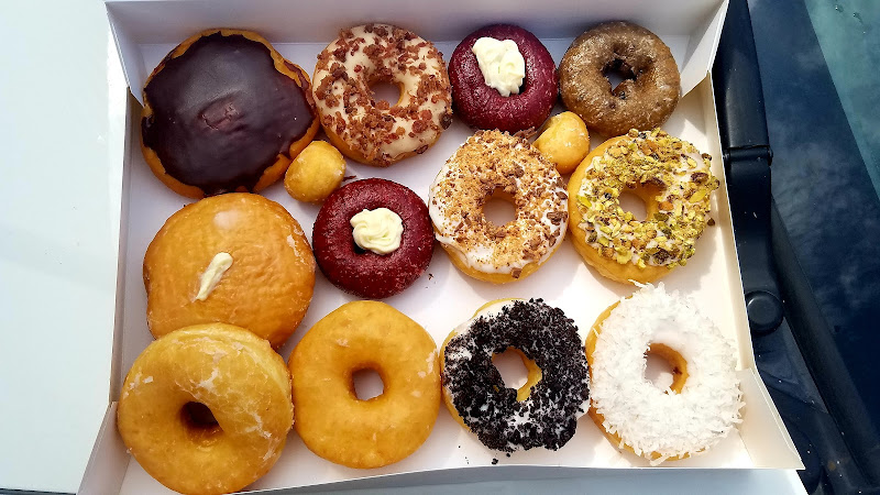 Holey Sweet Donuts storefront