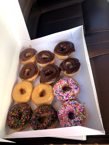 Krispy Kreme storefront