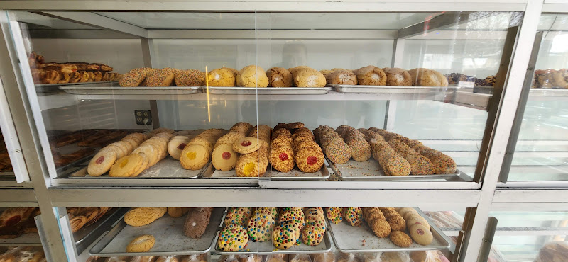 La Salle Mexican Bakery storefront