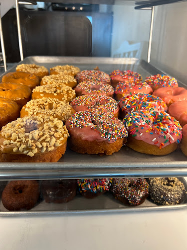Judy's Donuts storefront