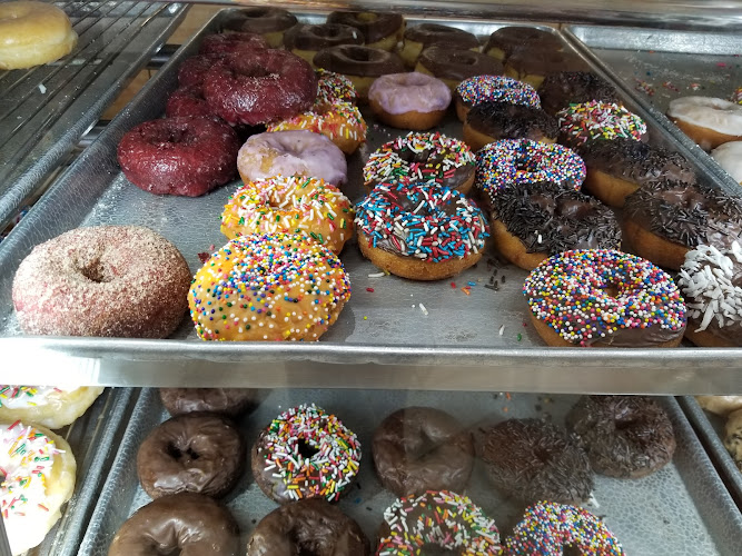 Granny's Donuts storefront