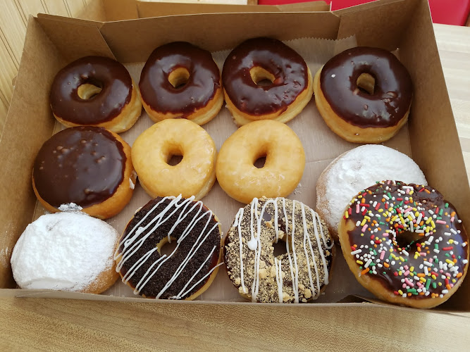Dixie Donuts storefront