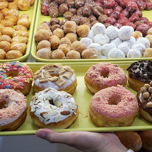 H-Town Donuts storefront