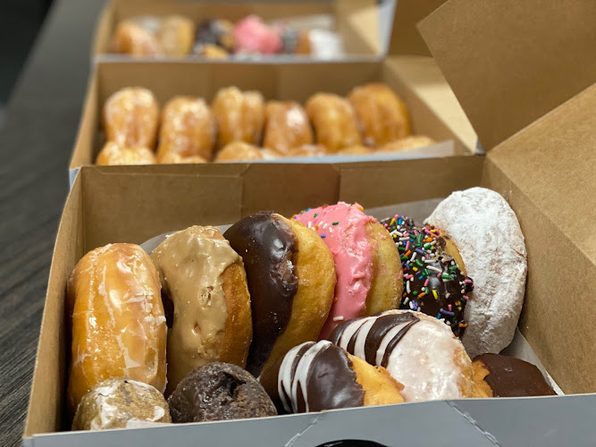 Holtman's Donut Shop storefront