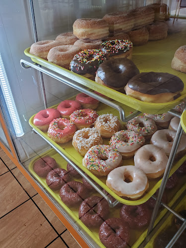 Donut City storefront