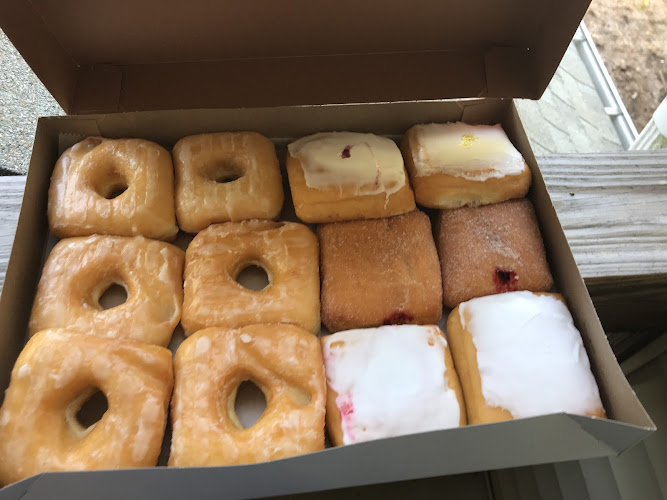 Square Donuts storefront
