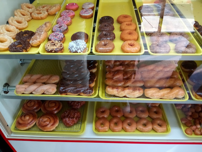 The Daily Donut storefront