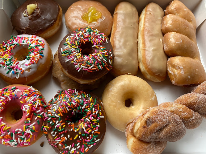 Atlanta Donuts storefront