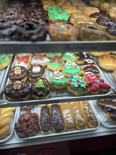 Family Donuts storefront