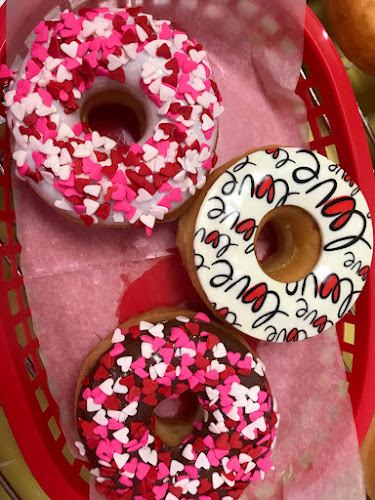 Super Donuts storefront