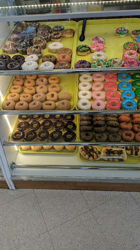 Donald's Donuts storefront