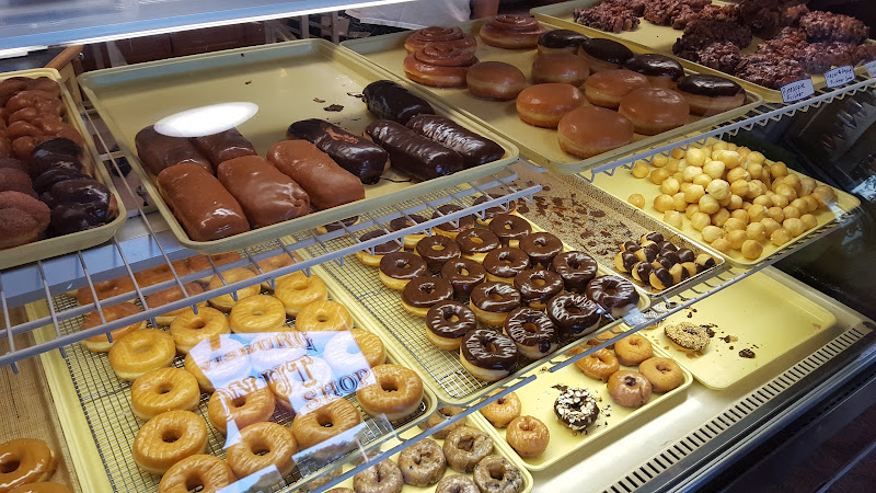 Lewisburg Donut Shop storefront