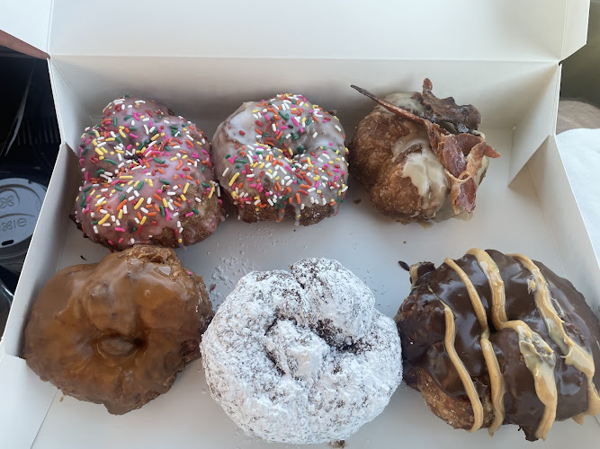 Parlor Doughnuts storefront