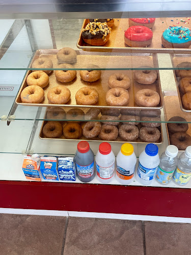 Shipley Do-Nuts storefront