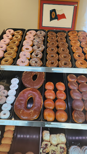 Round Rock Donuts storefront