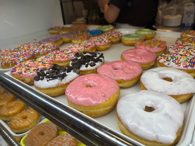 Kim’s Donuts storefront