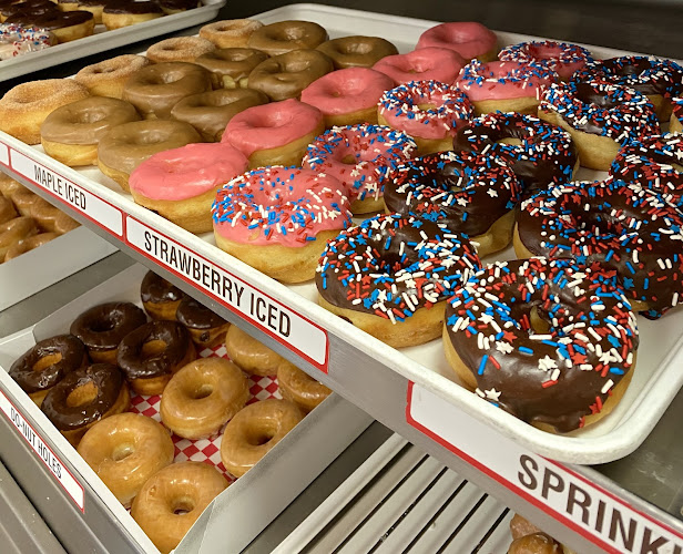 DONUT PALACE Breakfast & Coffee storefront