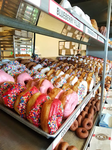 Shipley Do-Nuts storefront