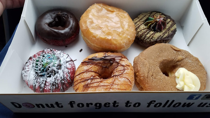 Jupiter Donuts Boynton storefront