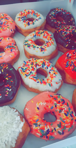 Shipley Do-Nuts storefront