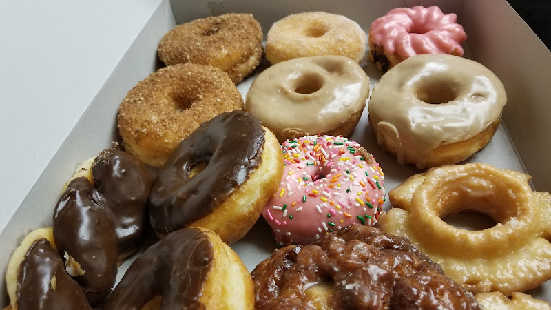 Sunshine Doughnut storefront