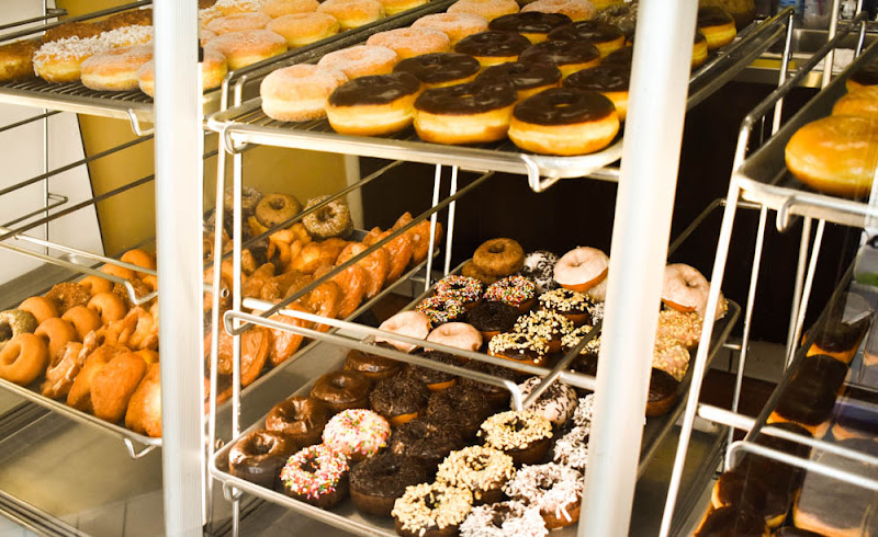 King's Donuts storefront