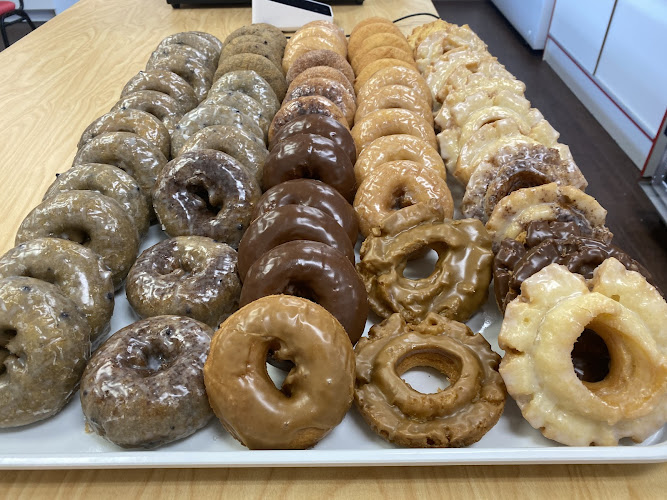 Snowflake Donuts storefront