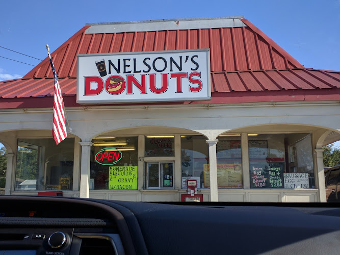 Nelson's Donuts storefront