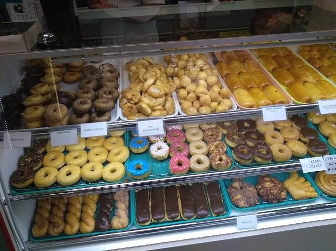 D.H. Donuts storefront