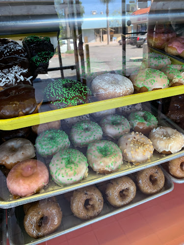 Donut Makers storefront