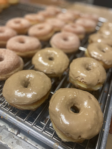Tasty Donuts storefront