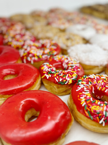 Love's Donuts of ward storefront