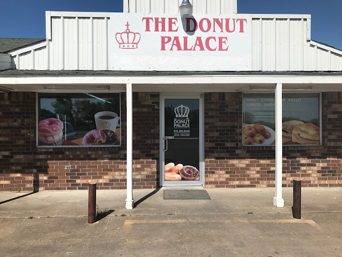 donut palace storefront