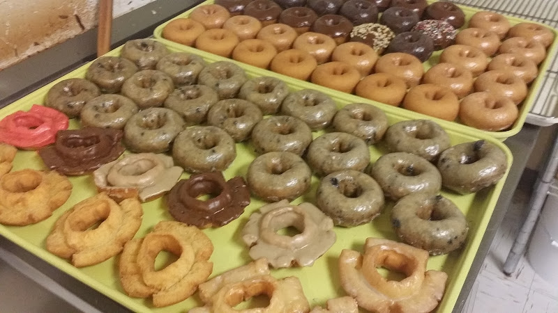 Daylight Donuts storefront