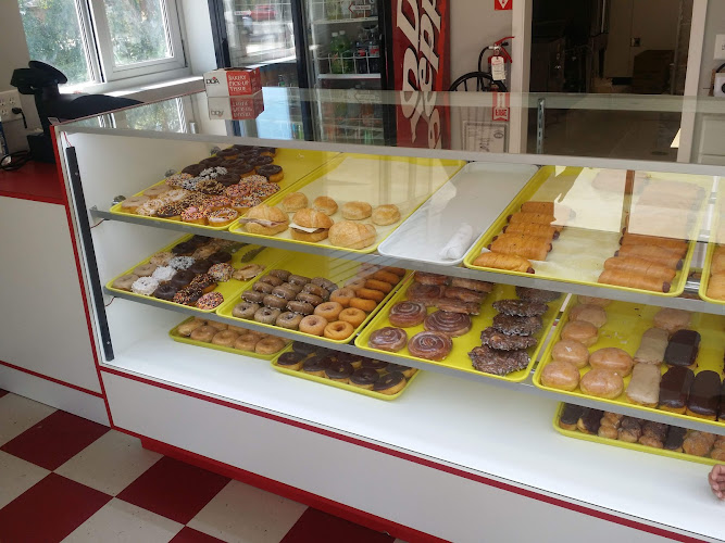 Donut Supreme storefront