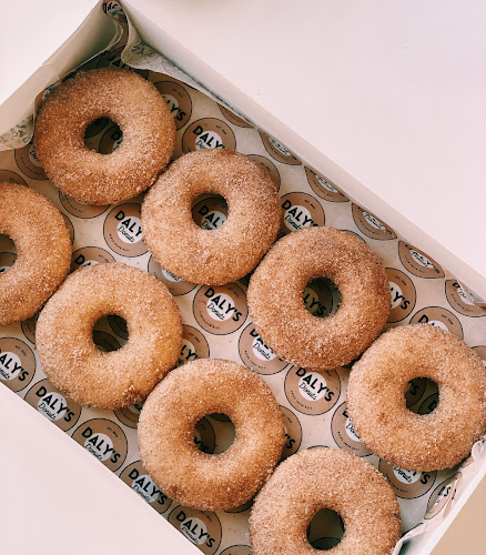 Daly's Donuts storefront