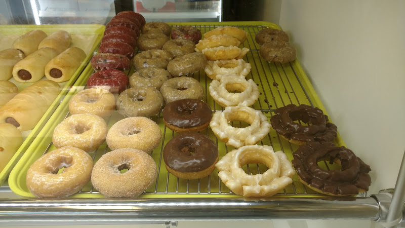 Daylight Donuts Cartersville GA storefront