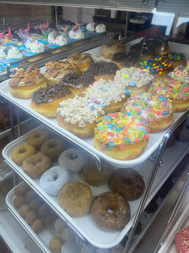 Judy's Donuts storefront
