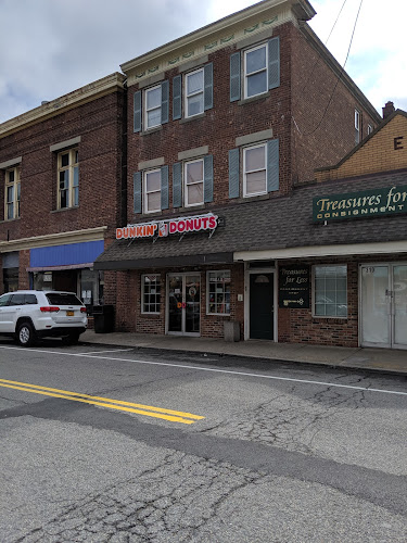 Dunkin' storefront